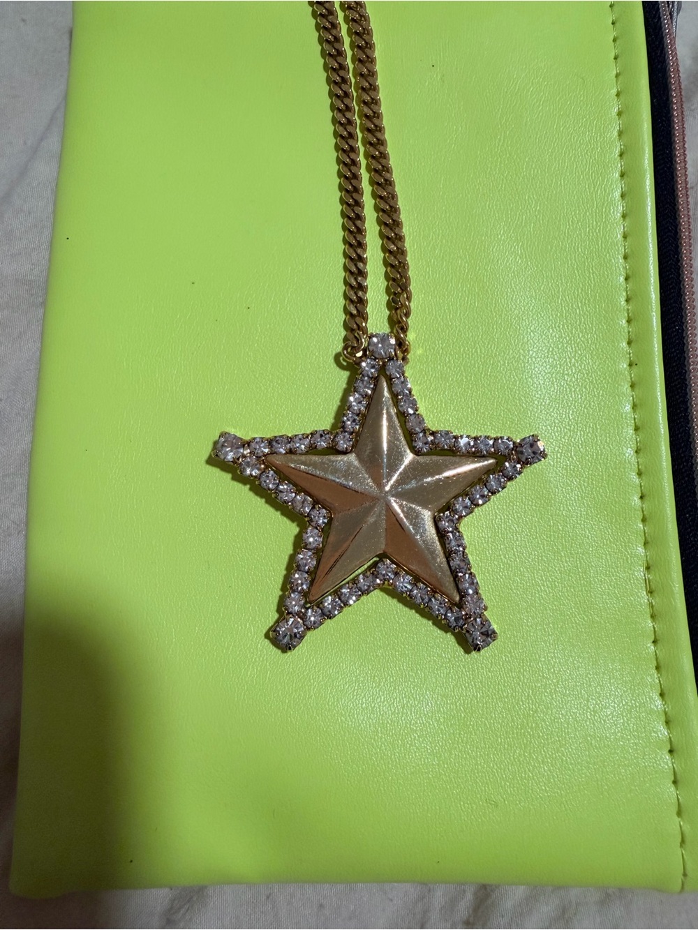 Tova Gold Star Pendant Chain Necklace